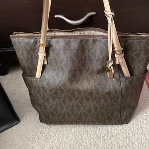 Michael Kors purse